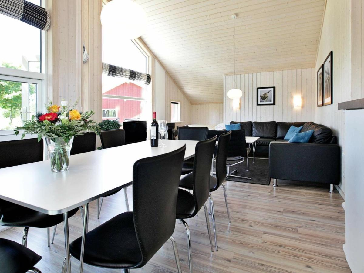 Three-Bedroom Holiday Home In Grossenbrode 1 الغرفة الصورة