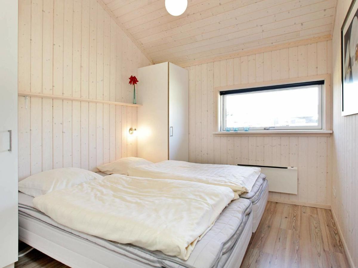 Three-Bedroom Holiday Home In Grossenbrode 1 الغرفة الصورة